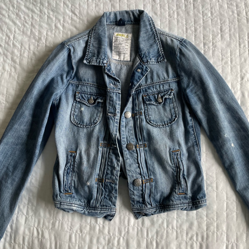 Small J crew distressed denim jacket